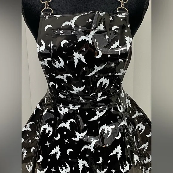 TRICKZ N TREATZ Bat My Lashes Print PVC Vinyl Mini Dress Bat Crescent Moon Black - Picture 5 of 14